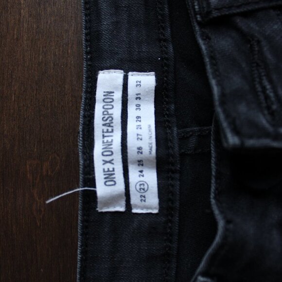 3/$30 ONE X One Teaspoon Black Skinny Distressed 23 Raw Edge Hem Ankle - Picture 3 of 4